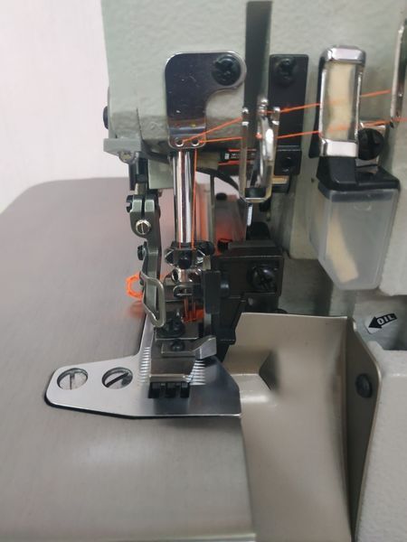 Четырехниточный оверлок Gemsy SG 7724E 349188223 фото